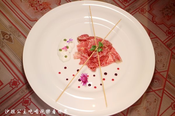 IMG_0889.JPG IMG_0889.JPG