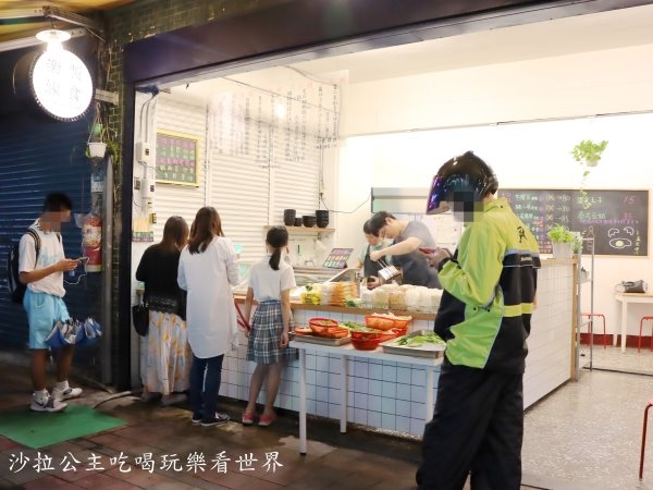 IMG_9242.JPG IMG_9242.JPG