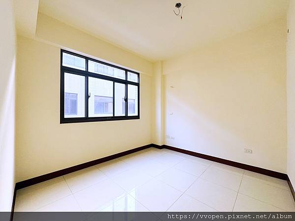 苗栗買屋!! 【很慧賣】大埔重劃區~鴻福家園~全新併停雙車美