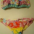 夏日里如果沒有bikini﹐ 就好像晚餐沒有甜品。 (小姐﹐ 你是否可以凡事不扯到吃)