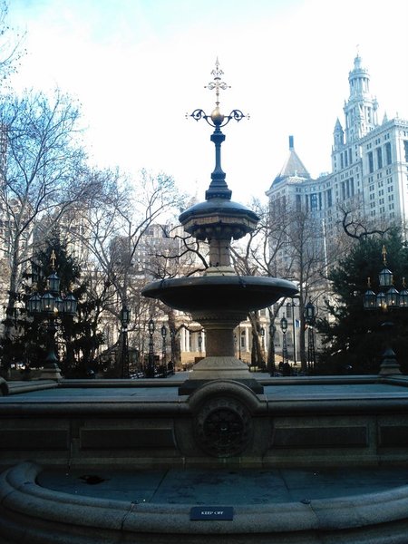 city hall park fountain