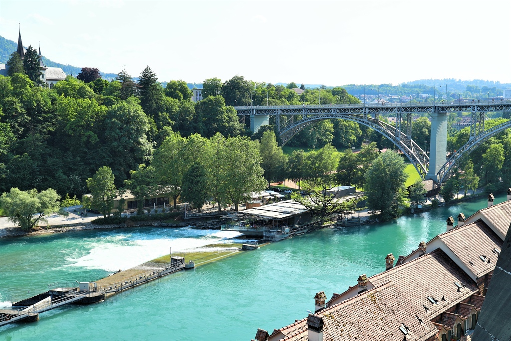 【瑞士】伯恩(Bern伯爾尼) | 瑞士首都、 噴泉之都，一