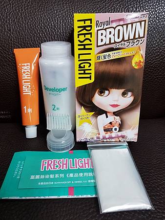 small00005 small00005