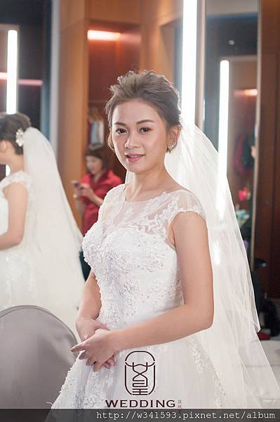 耳下短髮新娘造型-Wedding女皇 簡珮瀠