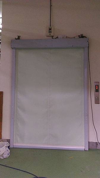 防火捲幕FS-60-內崁式-台北市天文館_8684.jpg 防火捲幕FS-60-內崁式-台北市天文館_8684.jpg