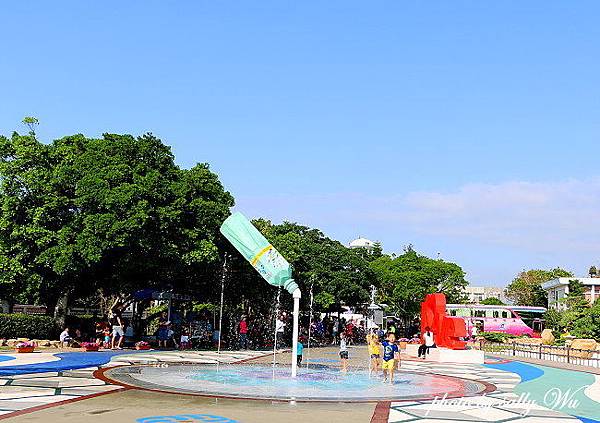 台鹽通霄親水廣場 (1).JPG 台鹽通霄親水廣場 (1).JPG