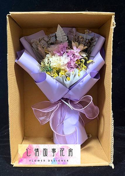 台南安南區高評價花店推薦｜心情故事花房，永生花、鮮花、乾燥花