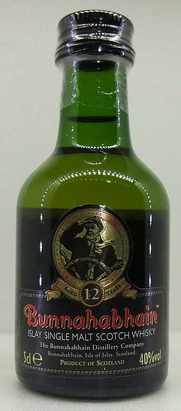 BUNNAHABHAIN.JPG