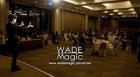 魔術師Wade 春酒魔術表演