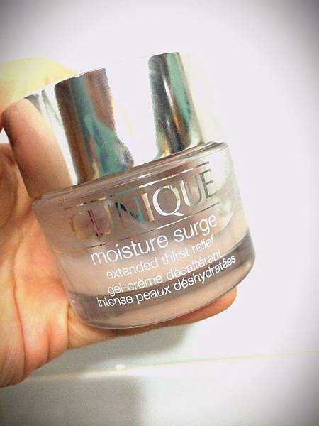 Clinique Moisture Surge