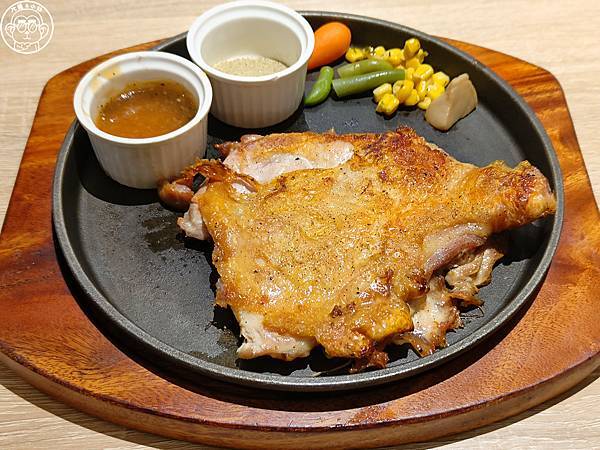 呷飽祙【新北板橋・牛室炙燒牛排 板橋府中店】不務正業餐廳再加 呷飽祙【新北板橋・牛室炙燒牛排 板橋府中店】不務正業餐廳再加