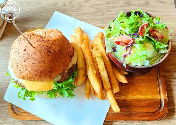 呷飽祙【桃園・DeMo House 戴莫好食屋】有店貓陪伴 呷飽祙【桃園・DeMo House 戴莫好食屋】有店貓陪伴