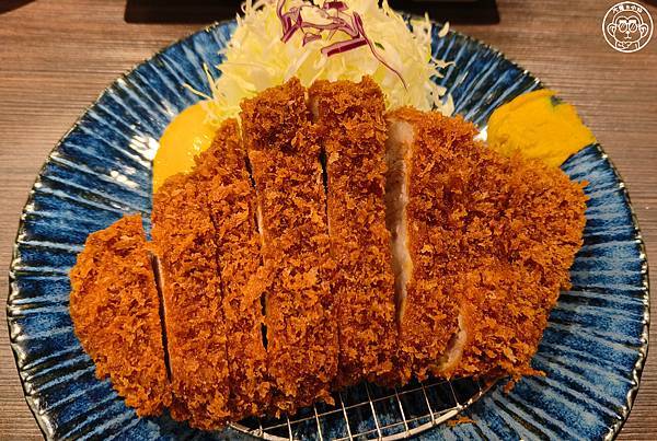 你要去哪裡【日本北海道・とんかつ檍 札幌大通店】炸豬排天花板 你要去哪裡【日本北海道・とんかつ檍 札幌大通店】炸豬排天花板