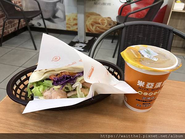[食記]台南美食｜米亞漢堡｜蔬菜量豐富早餐店