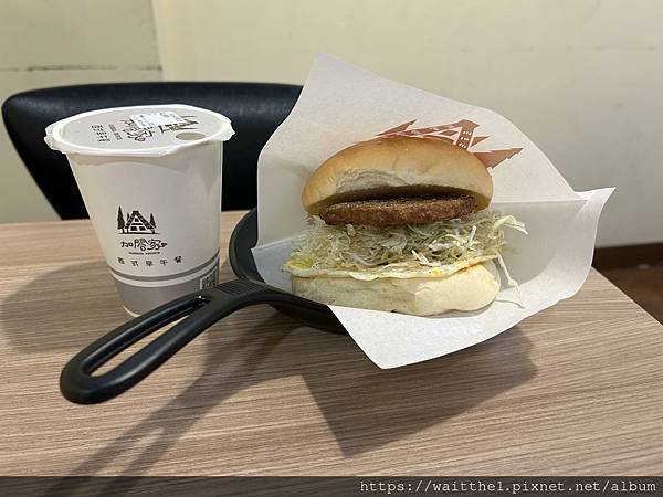 [食記] 台南東區｜加閤家西式早午餐崇善店