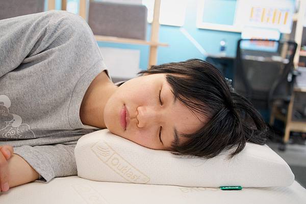 體驗睡眠的新高度 「最適合自己枕頭的高度」特安康xbestm