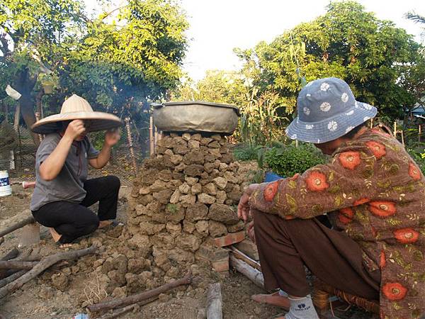 控土窯-還是要啊媽跟大姑出馬才行