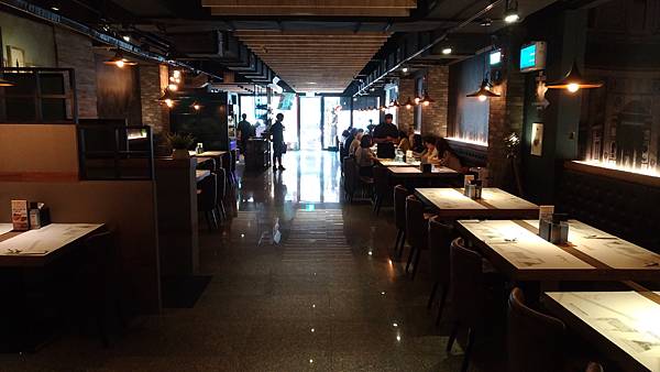 【蘆洲美食長榮路岩神岩燒牛排】(已停業) 【蘆洲美食長榮路岩神岩燒牛排】(已停業)