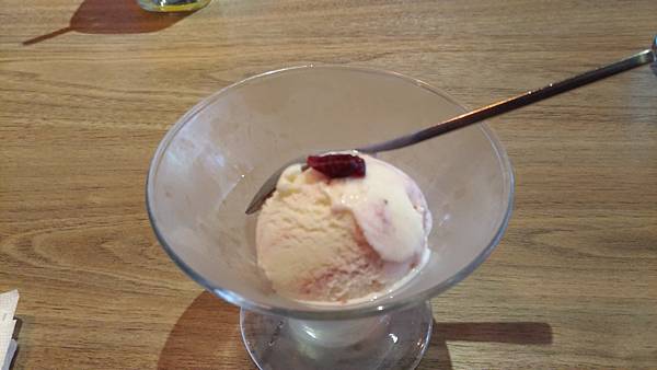 【蘆洲美食長榮路岩神岩燒牛排】(已停業) 【蘆洲美食長榮路岩神岩燒牛排】(已停業)