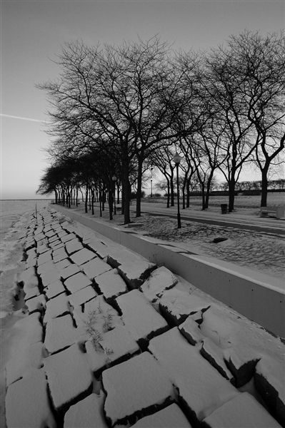 [070207]  72 Lakeshore Ice Scene BW.jpg