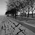 [070207]  72 Lakeshore Ice Scene BW.jpg