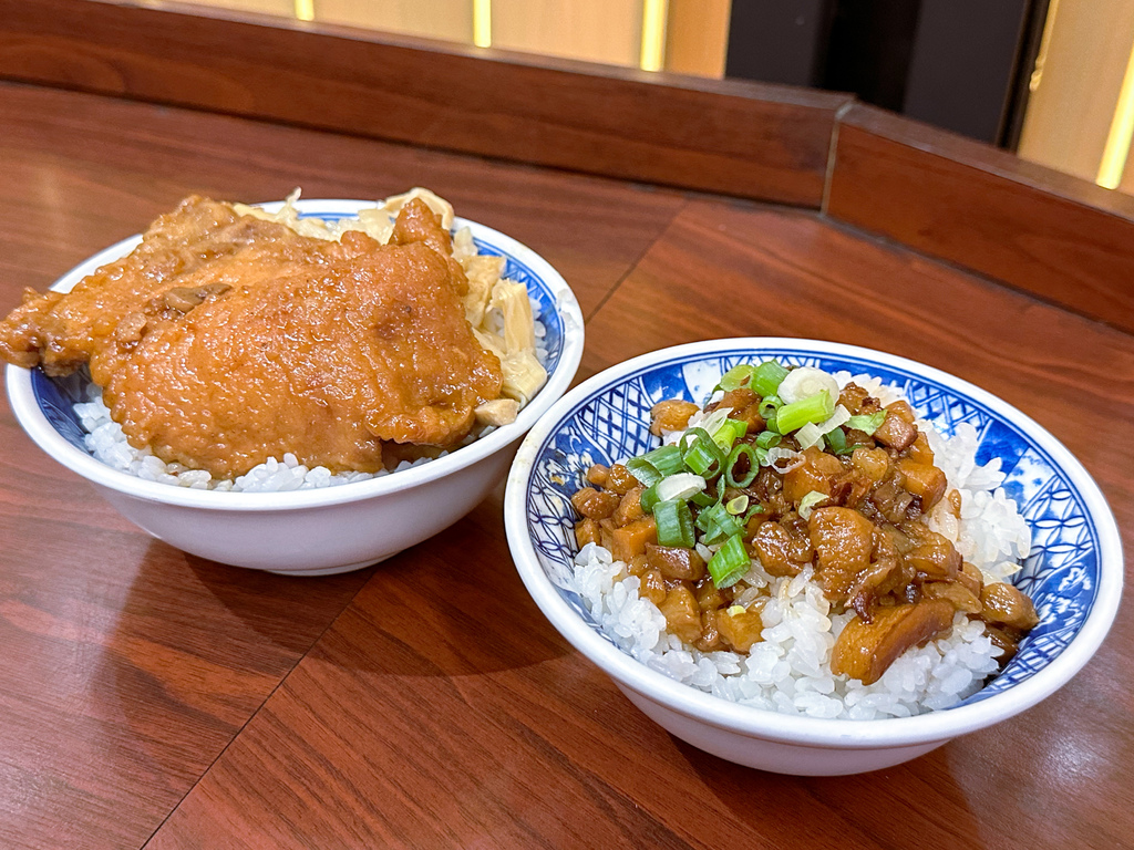 【新北】新莊－魯十二滷肉飯 辣中帶麻的麻辣滷肉飯，銅板價美食