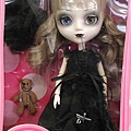 2007-11-01-F-506 Nov 2003 - Pullip Noir-4.jpg