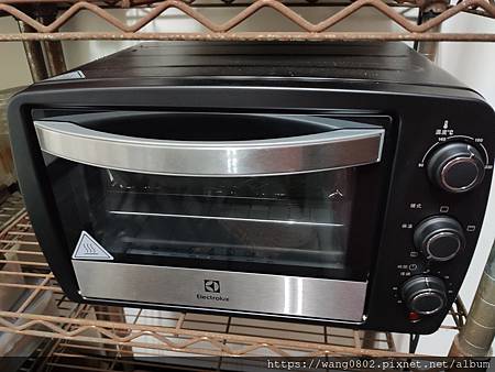 新烤箱外貎.jpg 新烤箱外貎.jpg