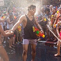 20160413Songkran in Si Lom-5.jpg