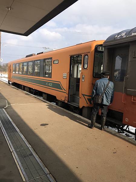 跟著JR日本東北行+北海道聖誕節(二)-暖爐列車,弘前,青森