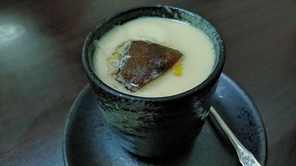 月見食堂_新北永和美食_永和生魚片_永和丼飯_手卷_壽司_烤物_炙燒壽司_握壽司_永和日式料理+鮭魚_永和 CP值_竹林路美食_永和中餐_永和晚餐01.jpg