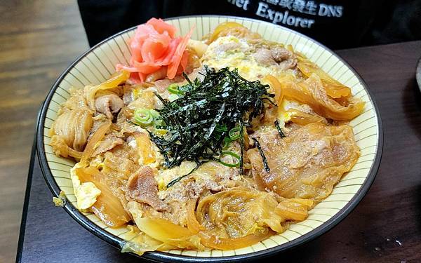 月見食堂_新北永和美食_永和生魚片_永和丼飯_手卷_壽司_烤物_炙燒壽司_握壽司_永和日式料理+鮭魚_永和 CP值_竹林路美食_永和中餐_永和晚餐04.jpg