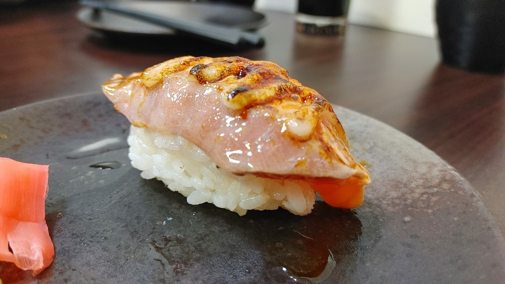 月見食堂_新北永和美食_永和生魚片_永和丼飯_手卷_壽司_烤物_炙燒壽司_握壽司_永和日式料理+鮭魚_永和 CP值_竹林路美食_永和中餐_永和晚餐12.jpg