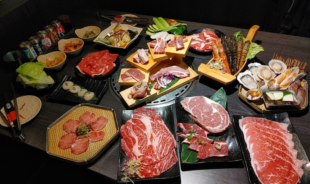 戰醬燒肉長安店_戰醬燒烤菜單_中山區寵物友善餐廳_寵物友善餐廳_寵物友善吃到飽_啤酒暢飲_燒烤啤酒喝到飽_捷運美食 _捷運美食推薦_莫凡彼 _中山區燒烤_中山區燒烤吃到飽_中山區吃到飽推薦_吃到飽推薦_燒烤吃到飽推薦_和牛吃到飽_海鮮吃到飽_燒肉吃到飽_手臂蝦_A5和牛14.jpg