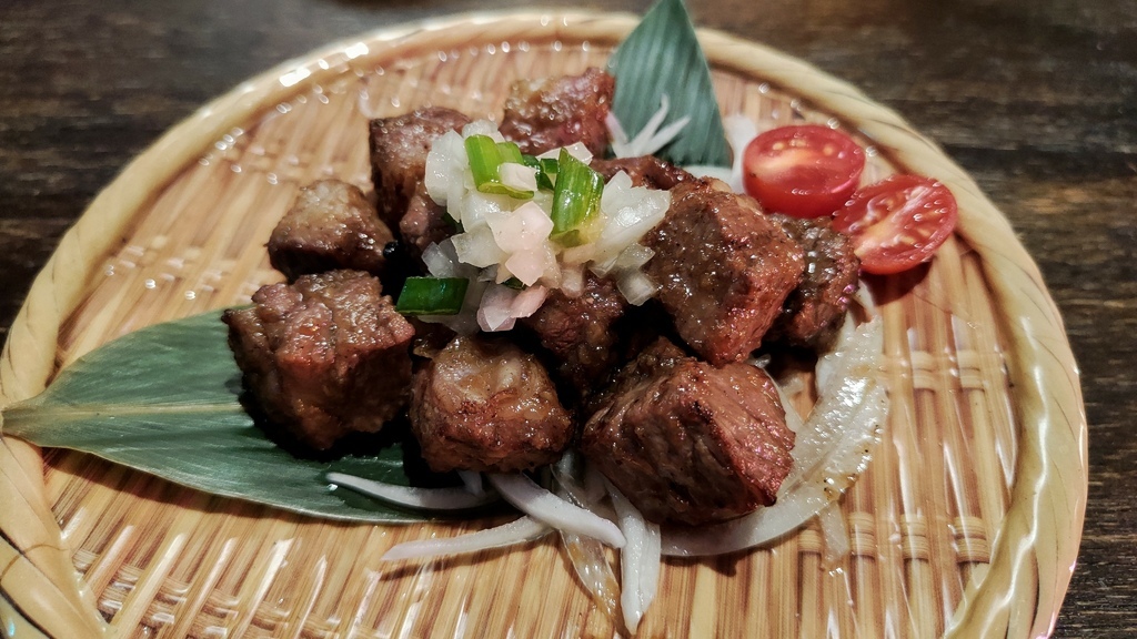 玖伴串燒酒吧_玖伴_台北東區酒吧_台北東區燒烤_市民大道美食_居酒屋_調酒暢飲酒吧_台北調酒喝到飽_壽星優惠_生日優惠_松山區酒吧_松山區燒烤店_KTV餐廳_唱歌酒吧_忠孝復興酒吧_忠孝復興串燒_忠孝復興美食_微風廣場美食_微風廣場酒吧_微風廣場串燒4 (11).jpg