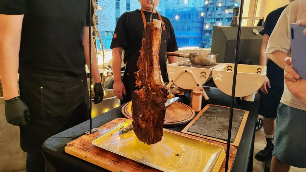 肉慾少年_代客烤肉_行動酒吧_團體烤肉_行動派對_到府烤肉_到府烤肉推薦_外燴_小型外燴推薦_外燴buffet__烤肉服務_烤肉派對_公司烤肉活動_包場烤肉_民宿烤肉_露營烤肉_慶生烤肉_伊比魚的旅行意義 (15).jpg