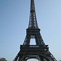 遠眺巴黎鐵塔