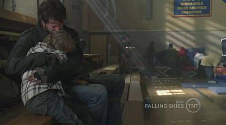 陨落星辰.Falling.Skies.S01E03.Chi_Eng.HDTVrip.720X400-YYeTs人人影视V2[(013749)16-50-11].JPG