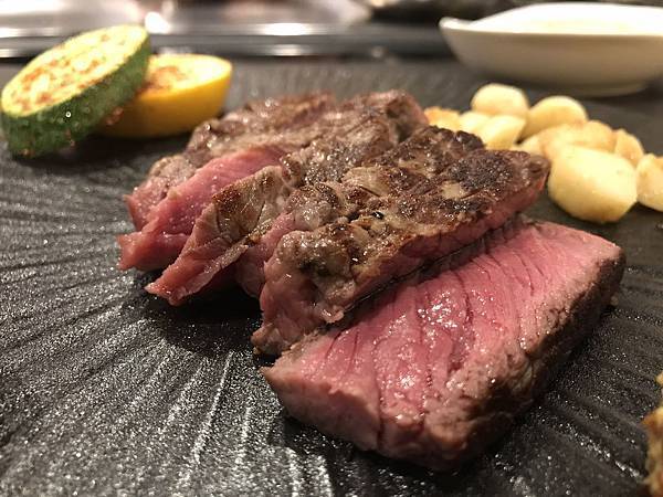 [食記] 台北HANA錵鐵板燒 農安街高檔料理