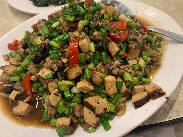 [食記] 龍潭庭園菜多多 大吃大喝不傷錢包