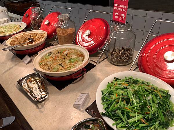 [心得] 台北凱達大飯店早餐 種類多元中規中矩