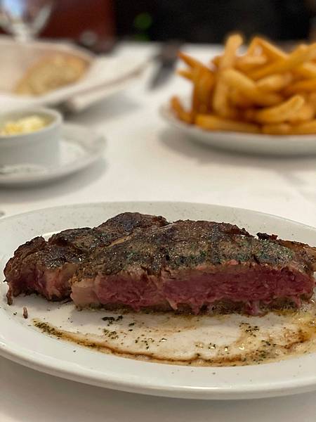 [食記] 高雄茹絲葵RUTH'S CHRIS 牛排館夢幻名單