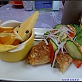 水果盅+起司培根牛肉捲.jpg