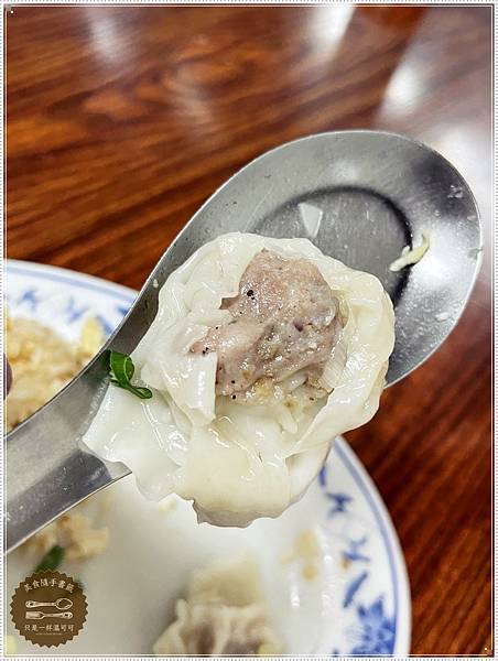 ［桃園火車站］四川牛肉麵，站前補習班街的隱藏巷弄好味道～