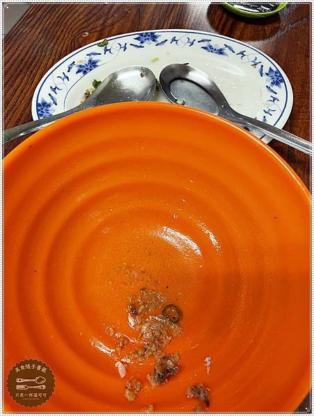 ［桃園火車站］四川牛肉麵，站前補習班街的隱藏巷弄好味道～