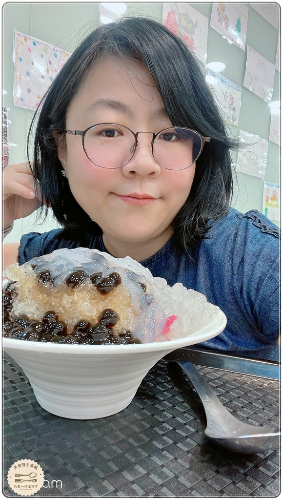 ［新莊站］十二冰品，棒球場旁一碗吃完就能下巴脫臼的冰！！