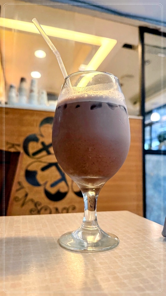 [劍潭]士林圓山飯店旁的小驚喜小歇處:回到學生時期的泡沫紅