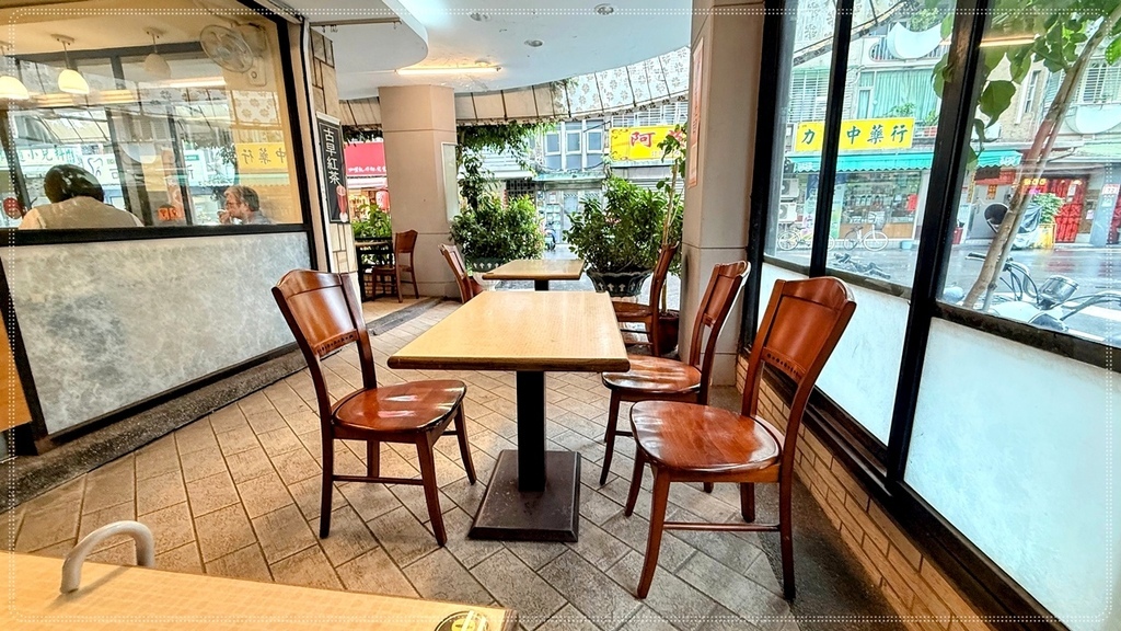 [劍潭]士林圓山飯店旁的小驚喜小歇處:回到學生時期的泡沫紅