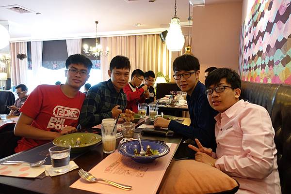 nEO_IMG_12.jpg nEO_IMG_12.jpg