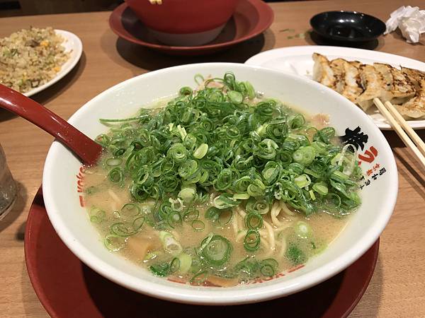 nEO_IMG_150.jpg nEO_IMG_150.jpg